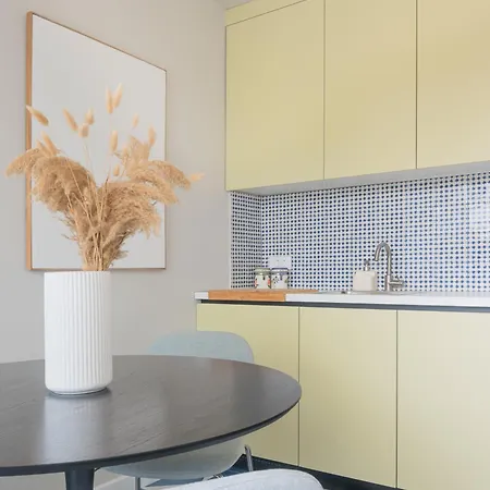 Indigo - Brand New Studio Apartment Split Exterior photo