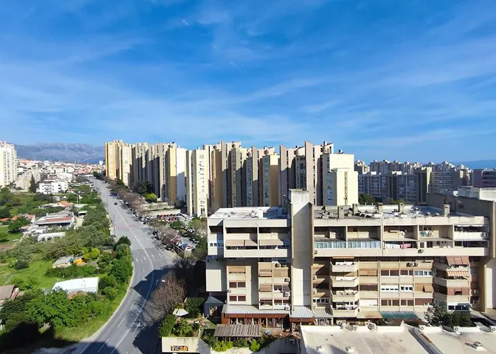 Indigo - Brand New Studio Apartment